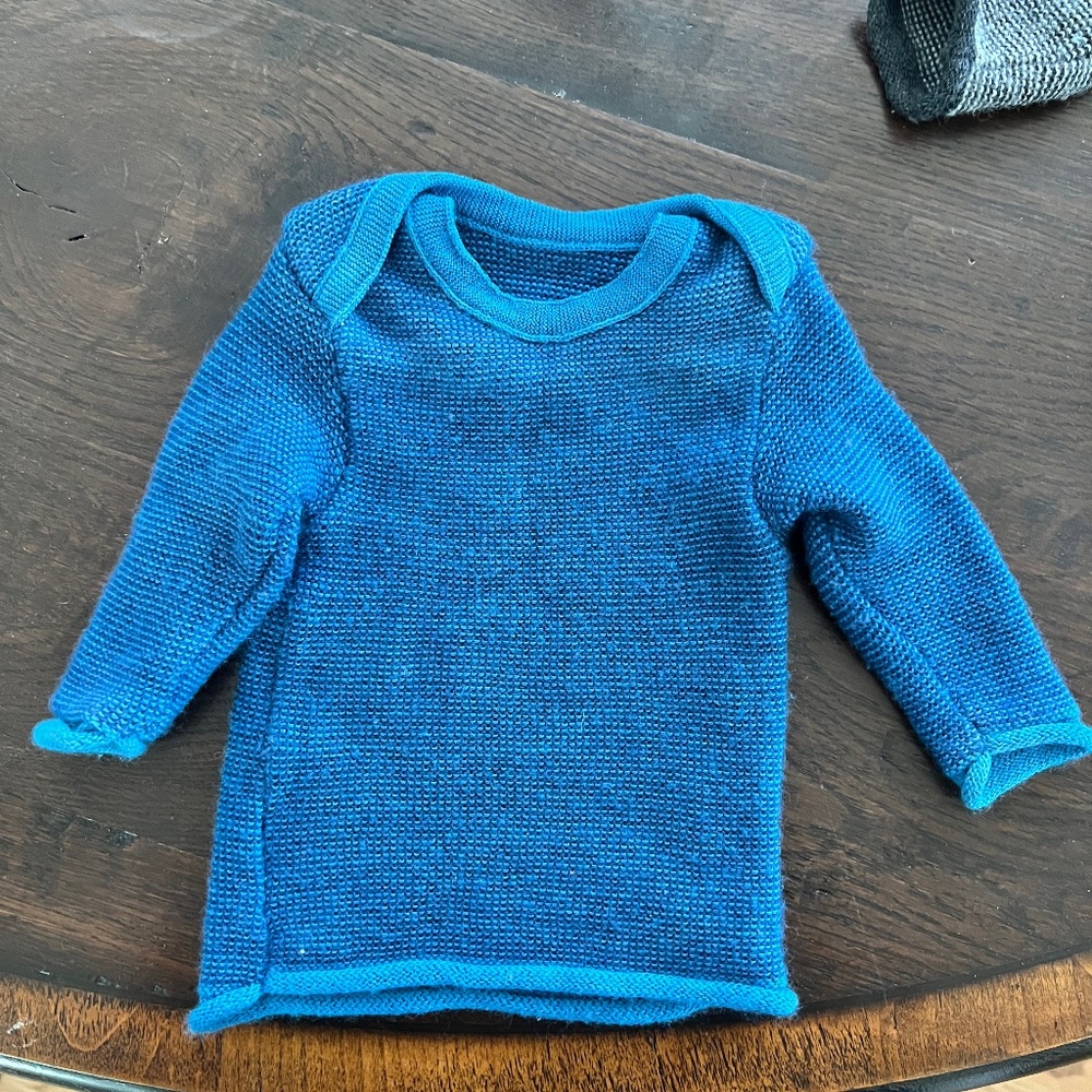 Disana wool sweater